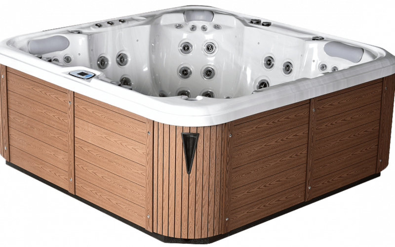 Wooden panel hot tub