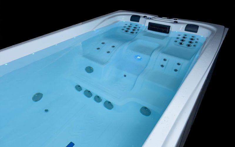 Illuminated swim spa pool